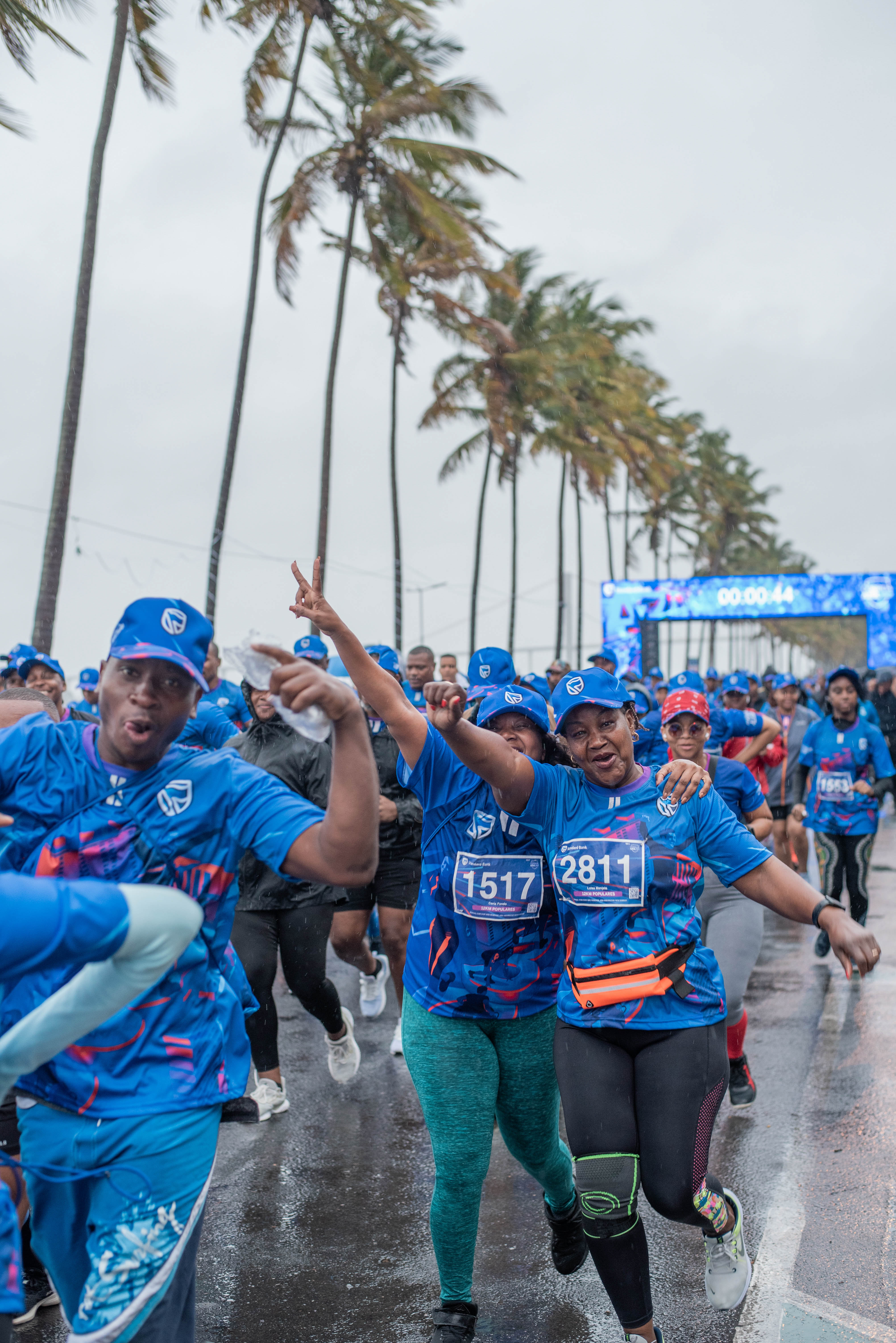 70Corrida Azul.jpg